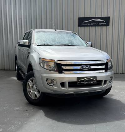FORD RANGER 3.2 XLS 4X4 CD 20V DIESEL 4P AUTOMÁTICO
